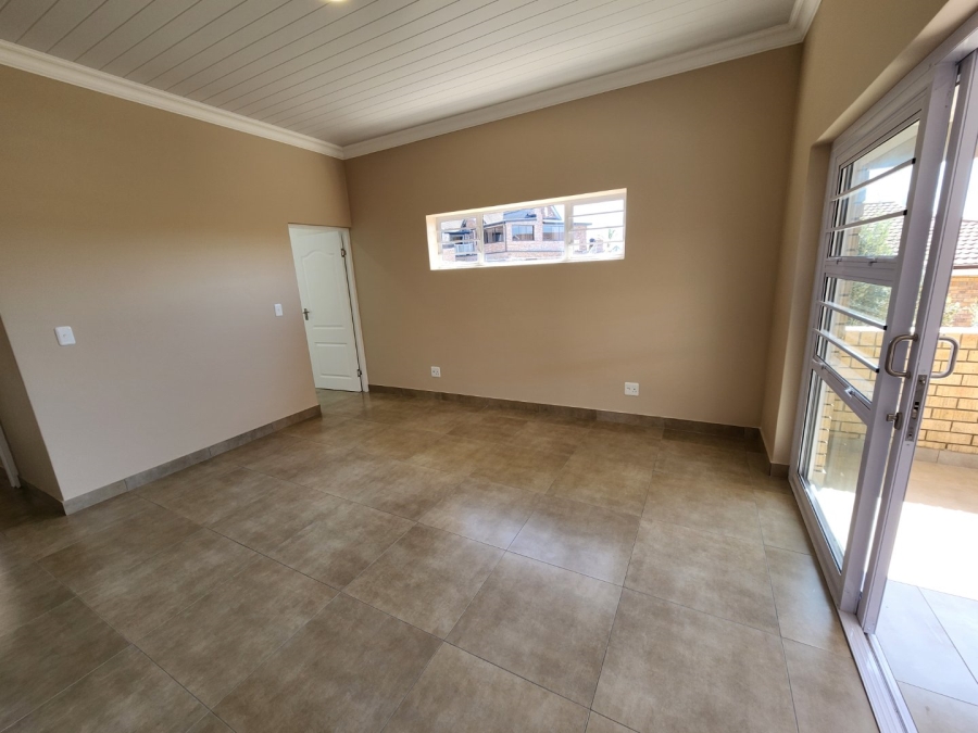 4 Bedroom Property for Sale in Menkenkop Western Cape